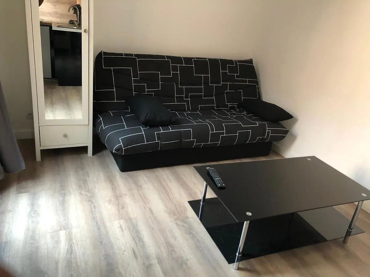 Beau Studio Meuble Refait A Neuf Avec Vue Superbe Tenay